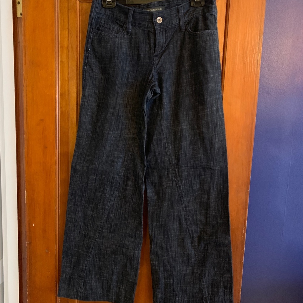 Banana Republic size 4 wide leg jeans